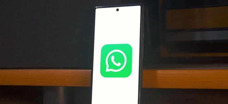 WhatsApp Prepares Thumbnails with Numbers for Media Selections